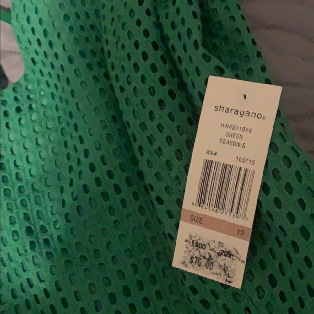 Dress - Picture 2 of 4